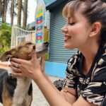 Munmun Dutta Instagram – Meri sabse purani bachchi 🐕 ❤️

#munmundutta #myfurbabies