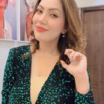 Munmun Dutta Instagram - In love with this dress 👗 💕 . Outfit @victor_robinsonofficial Styled by @stylingbyvictor @sohail__mughal___ Accessories @the_jewel_gallery . . . #aboutlastnight #redcarpetready #munmundutta #picturesoftheday #styleinspo #fashionstatement