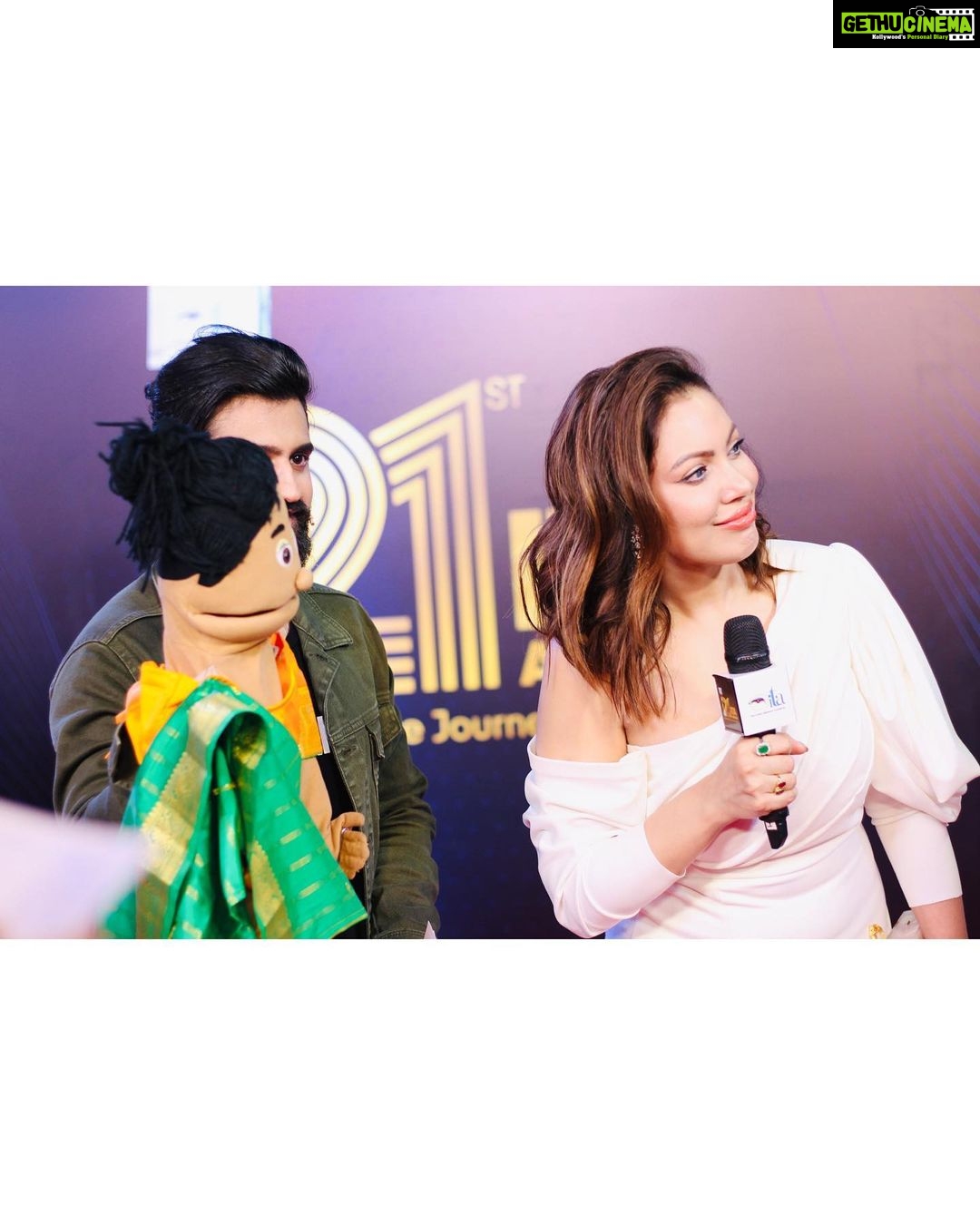 Munmun Dutta Instagram - Photo dump from ITA awards red carpet ❤️ . . . #aboutlastweek #itaawards #itaawards2022 #redcarpet #redcarpetfashion #awardsnight #munmundutta #postoftheday