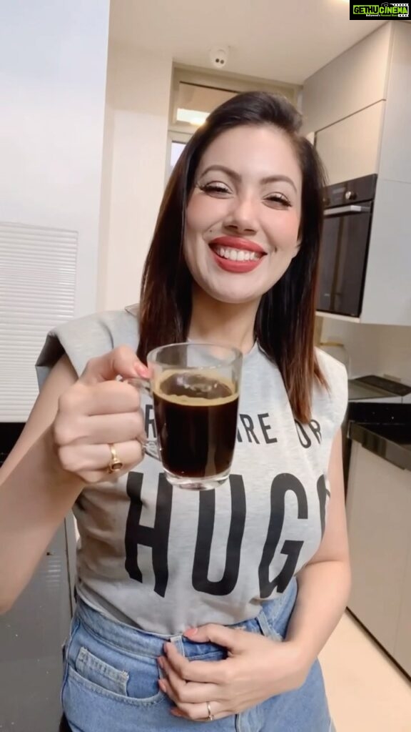 Munmun Dutta Instagram - Let's skip to the good part... Auric gourmet coffee is simply a bliss for weightloss ! With curcumin rich turmeric, it makes weight loss effortless and 10X more effective! Yes, it sounds unbelievable but it definitely does wonders! Just checking up. I hope you're drinking yours! Feel the difference with one cup of @drinkauric gourmet coffee! You won't regret it! Check them out now : www.theauric.com Use coupon code MUNMUN for additional discounts Also available on amazon !! #drinkauric #auricveda #auriccoffee #coffeelover #weightloss #coffeeaddict #healthyliving #fat2fit #healthierchoices #myfitnessjourney #munmundutta