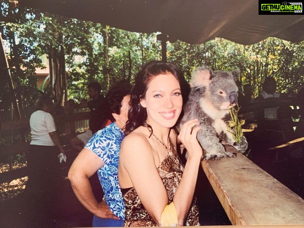 Munmun Dutta Instagram - Throwback Throwback Throwback to waaaaaaaayy back .. My first ever international trip .. to AUSTRALIA 🇦🇺 … For a modelling assignment .. was still in college.. My my !! What beautiful memories… Wide Eyed !! I was love struck and in awe of everything.. Couldn’t believe that I landed this big assignment and it took me to Aussie land… 😍😍 Pictures were clicked on those Kodak cameras 📸 with negative ( don’t know what were they called). Of course as a mere student could not afford a digital cam. 😊 . . . #behindthescenes #bts #modelling #travelmemories #throwback #majorthrowback #australia #munmundutta #wanderlust #photodump Australia
