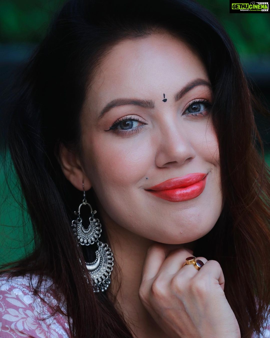 Munmun Dutta Instagram - What a beautiful rendition 🎶 😍 . . #pictureoftheday #munmundutta #postoftheday #saturdayvibes