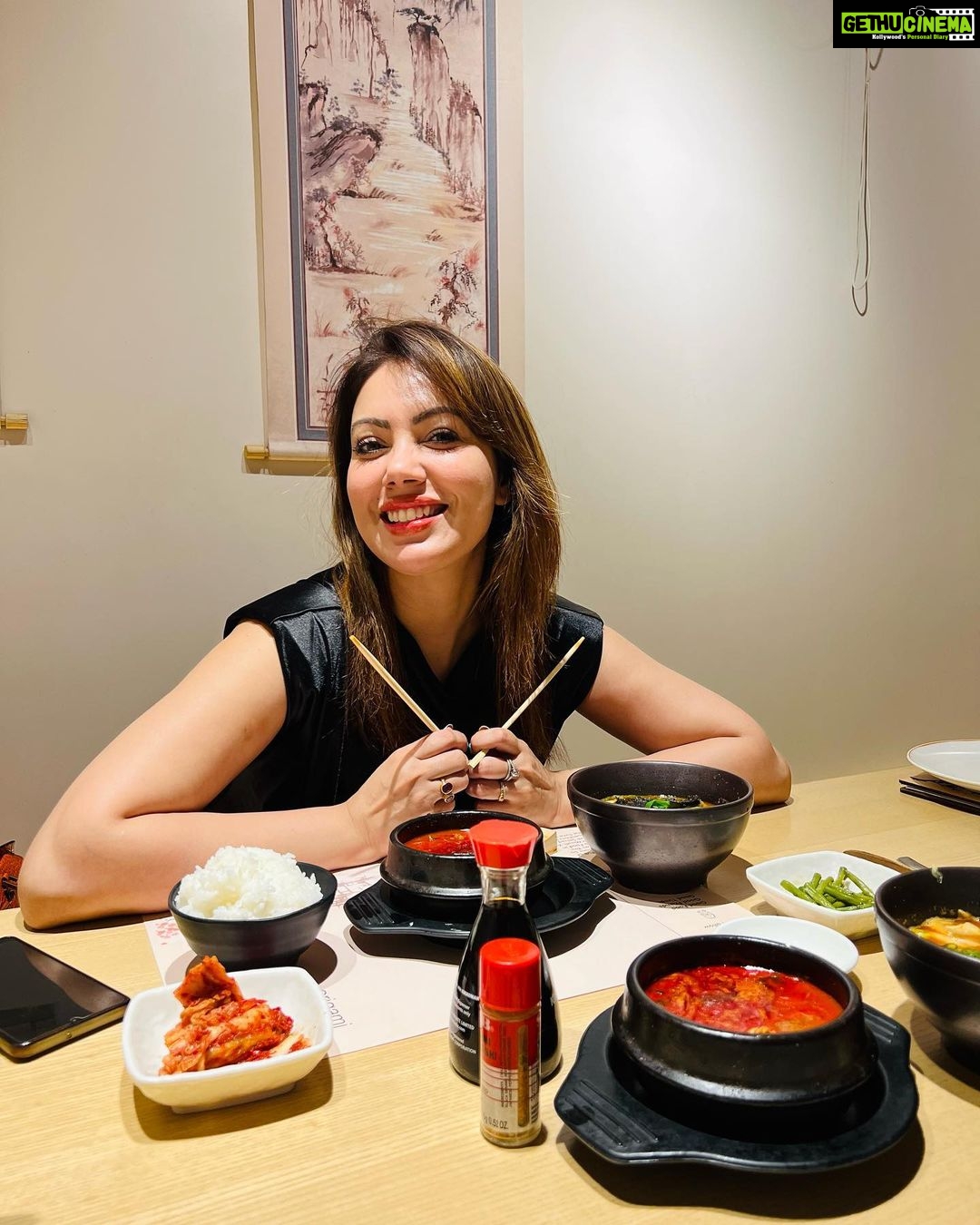 Munmun Dutta Instagram - Give me some korean and japanese food and you’re my best friend 🥹🥰 🤝 . . #koreanfood #japanesefood #foodlover #foodislife #munmundutta #southeastasianfood #foodstagram