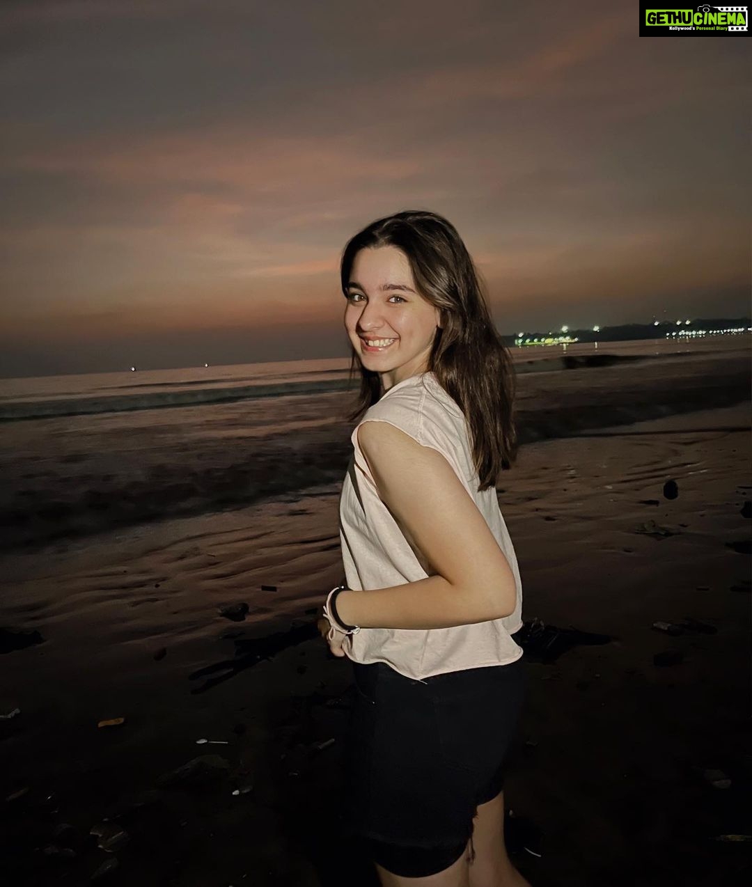 Naisha Khanna - 25.8K Likes - Today π
ππ₯Ή