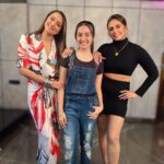 Naisha Khanna Instagram - Promotions 💜 #movie #doublexl #sonakshisinha #humaqureshi #tseries T-Series