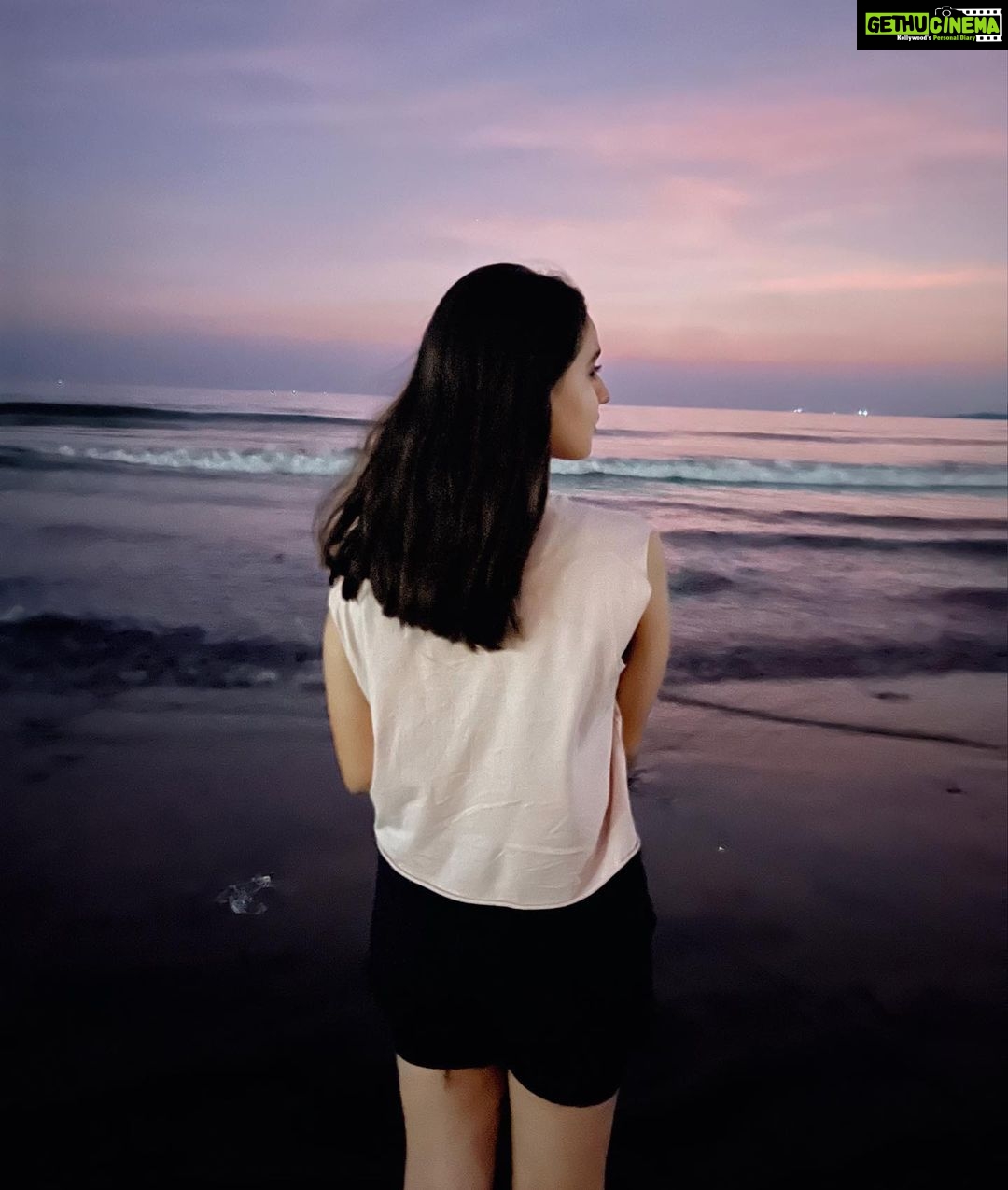 Naisha Khanna - 25.8K Likes - Today π
ππ₯Ή