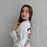 Naisha Khanna Instagram – and she danced like flames on bonfire ❤️‍🔥