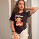 Naisha Khanna Instagram – a vibe no one can replace 

👚 @monkeeee_tee 
#collab