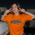 Naisha Khanna Instagram - 🧡🍊🍑 use my coupon code for this oversized tee! “Naisha20” for 15% discount 💪🏻