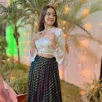 Naisha Khanna Instagram - Uff teri adaa 🦦🎶
