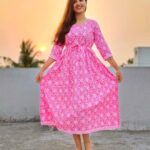 Nanditha Jennifer Instagram - "It makes a big difference in your life when you stay positive."💗🧿👍🏻 . . Feeding kurti by @fashion1atelier . . #feedingkurti #pink #beautiful #love #cute #instagram #instafashion #instagood #smile #actressjenniferr252 #celebrity #collaboration