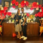 Nanditha Jennifer Instagram - Thank you husband @kvndop_personal for the Valentine’s Day special dine out 😍♥️😊🧿 . . #dineout #valentineday #special #love #blessed #husband #thankful #actress #jenniferr252 #hearts #longhair #instagram #vijaytv #black #colorstvtamil #likesforlike #cinema #celebrity #instagood #instadaily #awesome #smile @livingroomchennai