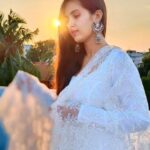 Nanditha Jennifer Instagram - 🧿🤍"You are a unique beautiful soul."🤍🧿 . . Anarkali from : @shine_fashion_designing . . #beautiful #soul #smile #love #blessed #glow #actress #jennifer252 #celebrity #white #longhair #anarkali #loveyourself #instagram #sunset #instafashion #instalike #thankyou #jesus #likes4like #vijaytv #colorstvtamil