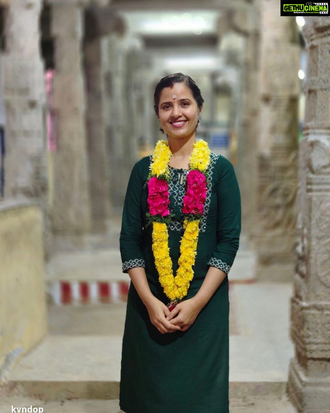 Nanditha Jennifer Instagram - 🙏🏻😊♥️ . . . #kundradudi #temple #goodvibes #instagram #instadaily #actress #jenniferr252