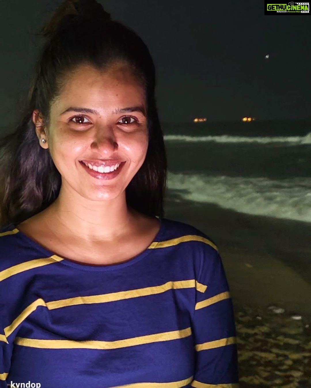 Nanditha Jennifer Instagram - Donโt Let Anyone Ever Dull Your Sparkle. ๐๐ค . . #blessed #loveyourself #smile #love #instagram #instapic #actress #jenniferr252 #happiness