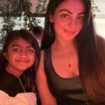 Neeru Bajwa Instagram - The love bug has hit me… woke up the sun is shining! Happy ❤️ day to my loves. ❤️ @vanmysteryman05 @bajwasabrina @gchahal @rubina.bajwa #aanaya #aalia #aakira @surinderbajwa1 @dainy56 @bobaulik56 @alyssa.aulik #tristan ❤️ @sanj_j #braden #jorden #mommaj ❤️❤️❤️