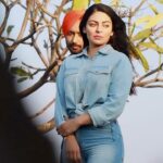 Neeru Bajwa Instagram - Wow wow wow…. So much love for #kalijotta … thank you 🙏🏼 #keeploveing #keepsupporting #keepgoing #keepsmiling #keepmoving @satindersartaaj @neerubajwa @wamiqagabbi @vijaycam @thite_santosh @sunnyrajusa @beatministerofficial @munishomjee @timesmusichub @vhentertainmentofficial @uifilmsind @itsneerubajwaentertainment.