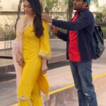 Neeru Bajwa Instagram - Kali jotta promotions @neerubajwa @satindersartaaj . . . . #neerubajwa #satindersartaaj #kalijotta #ramahairstylist Mohali, India