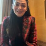 Neeru Bajwa Instagram - Cant express how elated I am ! Thank you for all your love ! #kalijotta in a theatre near you! @satindersartaaj @wamiqagabbi @vijaycam @thite_santosh @sunnyrajusa @harinderkour5 @munishomjee @princekanwaljitsingh @nikita_groverr @officialrupinder_rupi