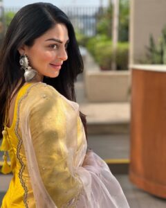 Neeru Bajwa Instagram - #kalijotta in theatres tomorrow 

👗 @aliwarofficial 
@theurbanglitter