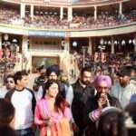 Neeru Bajwa Instagram - Happy Republic Day 🙏🏼 Thank you BSF 🙏🏼 @satindersartaaj #kalijotta Wearing @aliwarofficial 💕