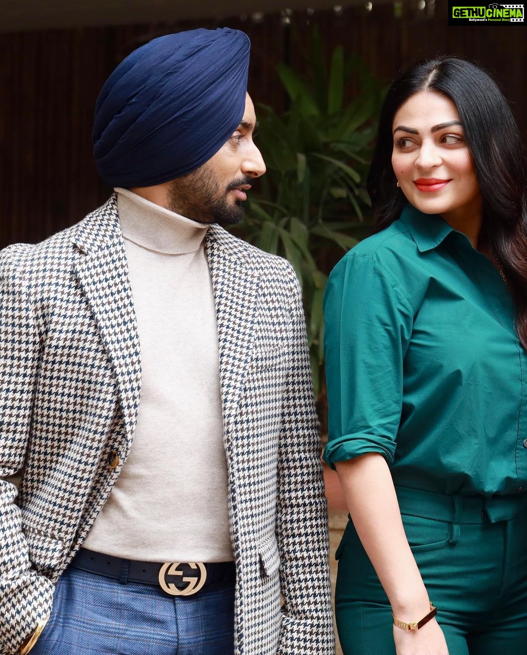 Neeru Bajwa Instagram - #kalijotta #3rdfeb #newdelhi @neerubajwa @wamiqagabbi #satindersartaaj New Delhi