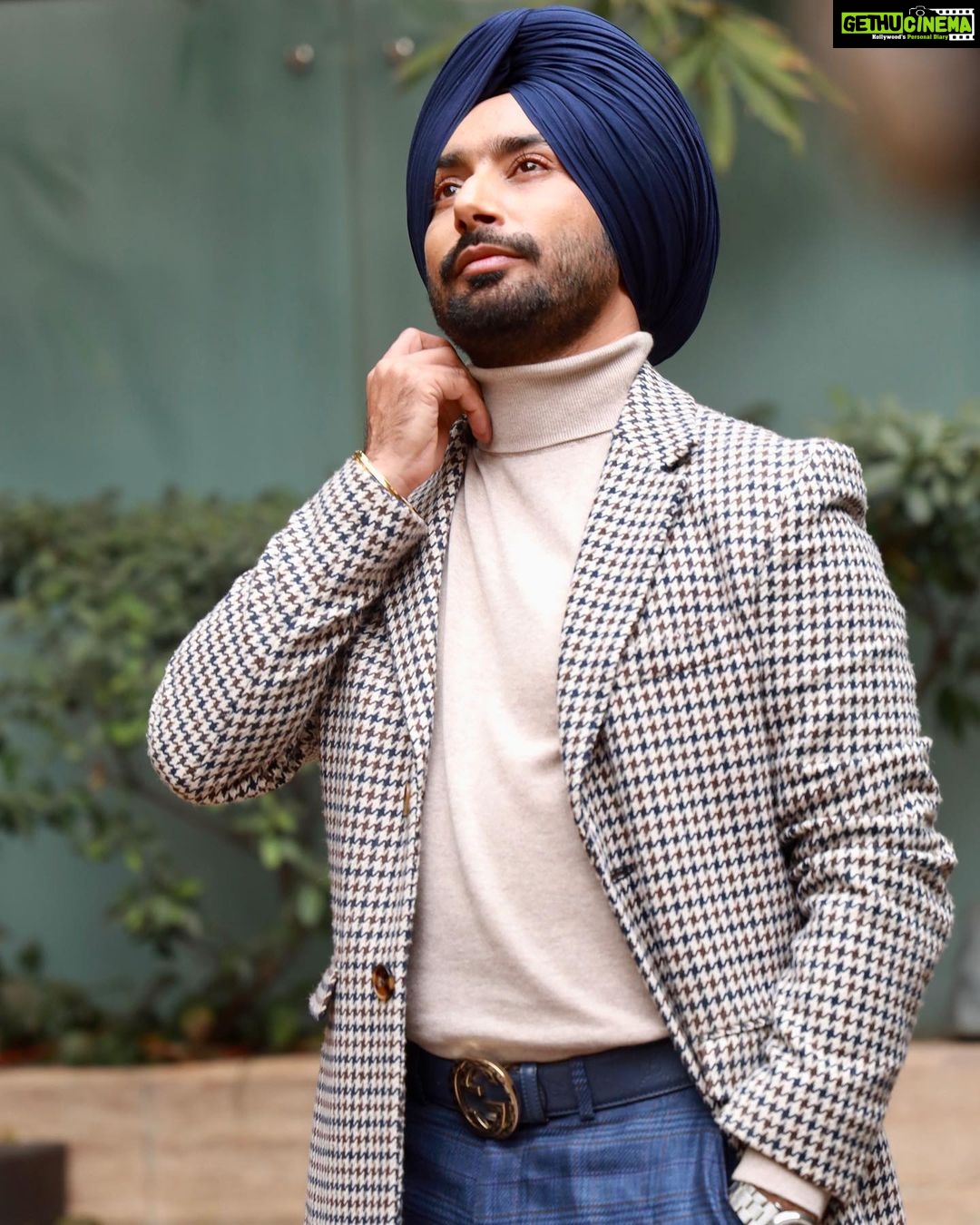 Neeru Bajwa Instagram - #kalijotta #3rdfeb #newdelhi @neerubajwa @wamiqagabbi #satindersartaaj New Delhi