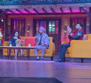 Neeru Bajwa Instagram - #𝗛𝗮𝗽𝗽𝘆𝗟𝗼𝗵𝗿𝗶 It was such an exuberant experience at #𝗧𝗵𝗲𝗞𝗮𝗽𝗶𝗹𝗦𝗵𝗮𝗿𝗺𝗮𝗦𝗵𝗼𝘄 {𝗧𝗵𝗶𝘀 #𝗲𝗽𝗶𝘀𝗼𝗱𝗲 𝘄𝗶𝗹𝗹 𝗯𝗲 𝗯𝗿𝗼𝗮𝗱𝗰𝗮𝘀𝘁𝗶𝗻𝗴 𝗼𝗻 #𝟮𝟭𝘀𝘁𝗝𝗮𝗻.} A hearty gratitude for your love & honour @kapilsharma Stay cheerful😄as always! @archanapuransingh @kikusharda ✨👏🏻#𝐊𝐚𝐥𝐢𝐉𝐨𝐭𝐭𝐚 ਕਲੀ~ਜੋਟਾ #𝐅𝐢𝐥𝐦 Releasing on #𝟑𝐫𝐝𝐅𝐞𝐛. Let’s feel the elation💖 @neerubajwa @wamiqagabbi @vijaycam  @thite_santosh @harinderkour5 @sunnyrajusa @Omjeegroupofficial @beatministerofficial @sameercharegaonkar @iam_razowaal @sarlarani1990 @princekanwaljitsingh @nikita_groverr @officialrupinder_rupi @jagdeepsinghwarring @harfcheema  @prabhgrewalofficial @realankurverma @iam.rajinder_singh @praveenaawara @designer.nitasha @munishomjee @arvindchoreographer @sukhwinderraj_  @thaparrness @irjrajan @gurpreetkaur.bhangu.5 @swairajsandhu @balwinderbullet @cjsinghmusic @irajdhaliwal @suvindervicky @actordeepakniaz  @lalit435 @ankitadhar_07 @rajatsehgaldirector @i.amtushar @nitin_rangmeet @kanwerpal_kamboj @itskrajofficial @karanmakeovers #Ppcchakravarty @amitsharma124 @dilnoorkaur.official11 @timesmusichub @vhentertainmentofficial @uifilmind @itsneerubajwaentertainment #KaliJotta #satindersartaaj 🎼

See you tomorrow 𝟭𝟰𝘁𝗵𝗝𝗮𝗻. at SanmukhNanda Auditorium #𝐌𝐔𝐌𝐁𝐀𝐈 #LohriSpecial #SartaajLive🎼 Tickets🎫Available at www.satindersartaaj.com @mediapanache @php_indouk @randhirroy @bigfmindia @bookmyshowin #bombay
