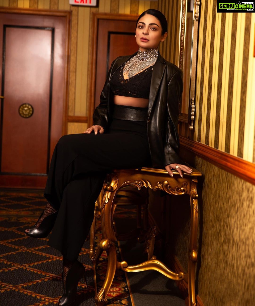 Neeru Bajwa Instagram - Thank you my fans! Not counting the years…. For All your love. #2023 I promise to entertain you and give you stories I have not before. Project by – Jashan Deol (@jashandeolphoto) Producer – Harry Jawandha (@vanmysteryman05) Photographer – Jashan Deol (@jashandeolphoto) Executive Producer – Romy Kendola (@romy7669) Consulting Producer – Kurtis Stewart (@fixyourbullshit) Finance Manager – Aman Massoun (@deepaman.926) MUA & Hair– Chrissy Aulakh (@chrissy_aulakh) Creative Director – Chanpreet Grewal (@imchanpreetgrewal) Concept design – Jonathan Hers (jonathanhers) Rank Sidhu (@rank_official) 1st Assistant – Gursiar Brar (@boywithvizion) 2nd Assistant – Rashan Deol (@rashanx._) Digital tech - Peter Dhaliwal (@peter___dhaliwal) Lighting & Grip – Bhavneet Singh (@bhav.sidhu) Set Design – Aglaya Shchukina (@xaglay) Wardrobes/Stylist – Josephine M. LeMoignan (@joslemoi) Location Coordinator – Paramveer Sidhu (@paramveer0002) Logistics – Prince Tangri (@khatri_prince_98), Ekta Singh (@ekta680) Gear – Jamil Mawani (@jamilmawani) Special Thanks – Aanaya Jawandha (@aanaya_k_jawandha)