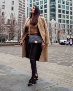 Neeru Bajwa Instagram - Being a tourist in my own city… keep exploring yourself❤️ 

#louisvuitton #balmain #chanel 
#bwear #vancouver 

📸 @jashandeolphoto 
#Mua #stylist #yourstruly ❤️