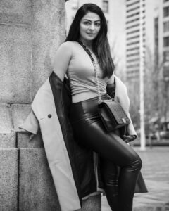 Neeru Bajwa Instagram - Being a tourist in my own city… keep exploring yourself❤️ #louisvuitton #balmain #chanel #bwear #vancouver 📸 @jashandeolphoto #Mua #stylist #yourstruly ❤️