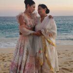 Neeru Bajwa Instagram - #photodump #somany #beautiful #memories @bajwasabrina @rubina.bajwa @vanmysteryman05 @surinderbajwa1 @shinderpal.dhillon @natalia_melwani @romy7669 …. Harry and Sonica matched their outfits in last pick #greatmminds think alike! 💜