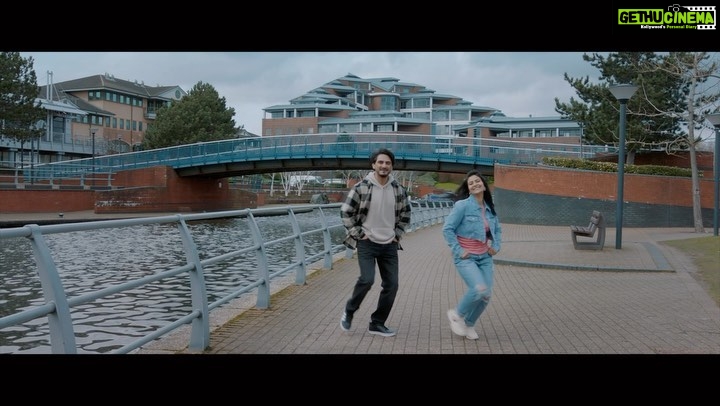 Neeru Bajwa Instagram - A song full of love,longing and positivity 🤍 #zindagi out now on #youtube #chaljindiye releasing #march24 @neerubajwa @ghuggigurpreet @kulwinderbilla @officialjassbajwa @aditidevsharma @officialrupinder_rupi @udaypratapofficial @jagdeepsinghwarring @thite_santosh @harrykahlon19 @dimpyo @munishomjee k@santy19_77 @rup_khatkar @mrbaljinder_singh @realrickykhan @gurmohh @jassijasbir @praveenaawara @vehlijantarecords