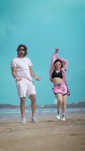 Neha Marda Instagram - This cute trend with @akshayjainofficial 
.
.
shot by @akash.yadav7245
