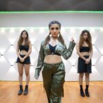 Neha Marda Instagram - late for trend but have to do it with my girls ..🤭 @shivikapratapofficial @soumyasethi_97 Location : @aaa_studio_123