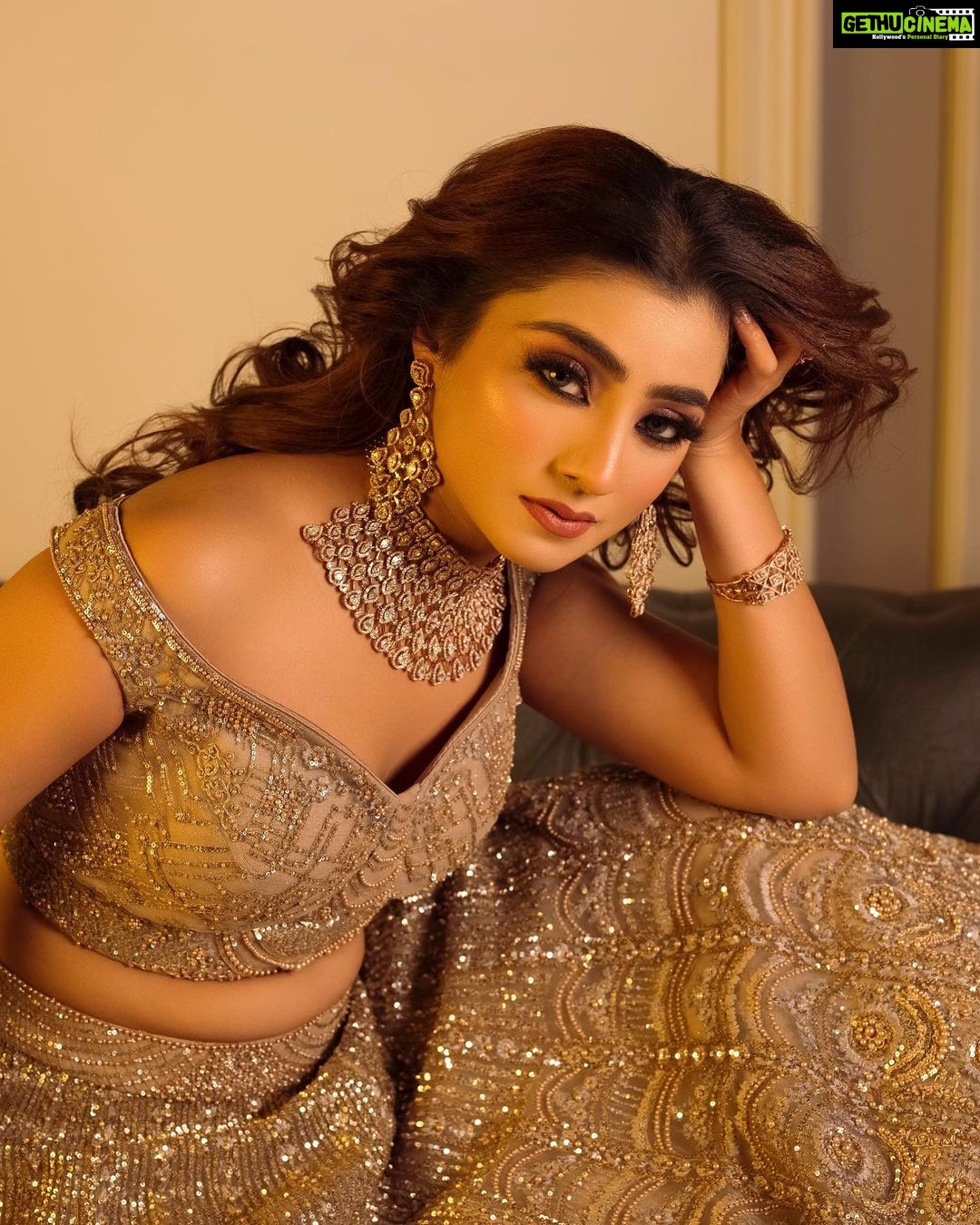 Neha Marda Instagram - For @rosecreationsludhiana 💍 @santramsjewelry 📸 @reekphotography Chandigarh, India