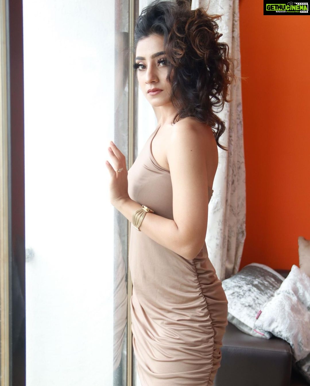 Neha Marda Instagram - Be more of you, and less of them. . . wearing @urbanic_in 📸 @picturesbyronak 💄 @monashairandbeauty