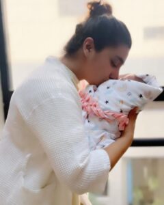Neha Marda Instagram - And the best moment of our lives : 

Our baby GIRL is here . 
She leaves a little sparkle when she arrives . 
Such a magical girl she is ❤️

Thanku girl for CASTING us as MOTHER &FATHER in this new series of life !!!!

We are truely blessed and obsessed parents .. 

Shri Shivay Namstyuvhyam 🙏
Neha & Aayushman