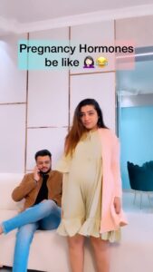 Neha Marda Instagram - When pregnancy hormones hits youu .. 😂🤰
@aayushman9 

#nehamarda #preggo #preggers #preggobelly #preggolife #thirdtrimester #babybumplove #mommytobe #pregnancyhormones #