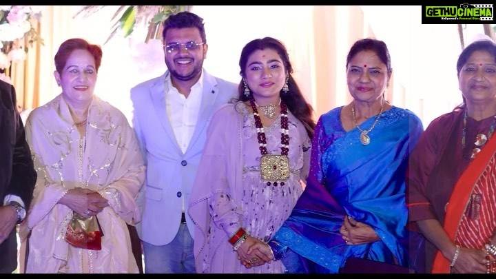Neha Marda Instagram - Baby shower π§Έπ I had my baby shower on 26 | 01 | 23, honestly loved every minute of it, baby was spoilt & I just know baby will be so loved when baby arrives - now to wait for baby to make an appearance not long now, we can't wait to meet you. Thank you to my family & best friends for making it so memorable πΈ @aayushman9 @aditi__agrawal @bansalsmita_ @amritkaur0808 @_jaya_.x @swatisjain @jainnehak @garima_sureka_ @poonamagrawal72 Decor @therohitroyway π@baghiccha_by_shivangi π @ornate2019 captured by @royalshoot.80 #nehamarda #babyshower #mommytobe #babycoming #comingsoon #blessed #family