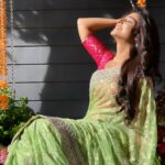 Neha Marda Instagram - Tere raaah ... #nehamarda #fyp #reelkarofeelkaro #reelitfeelit