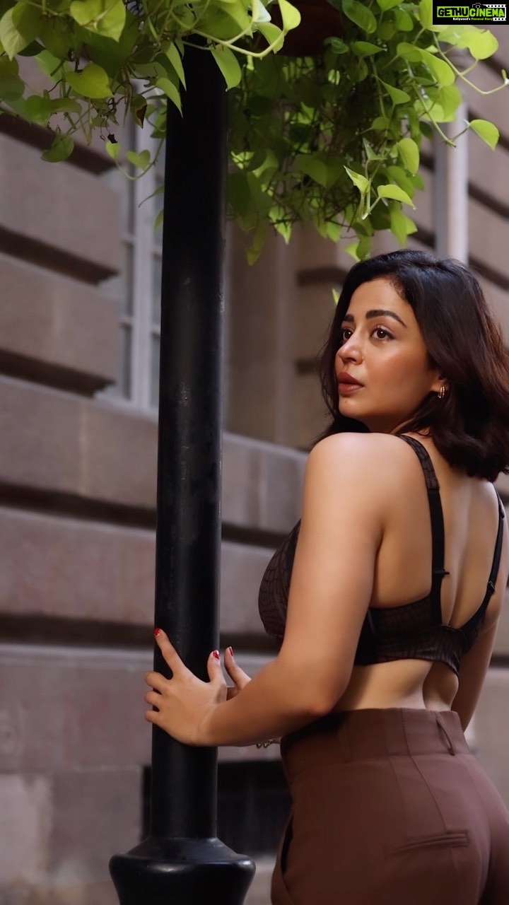 Neha Pendse - 124.3K Likes - 🍫 🍫