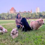 Neha Pendse Instagram - Who knew this would be therapeutic to me and my kids ?? Sunday well spent. #doggo #mommy #duties Oval Maidan.