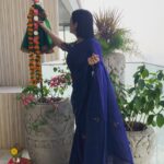 Neha Pendse Instagram - Aaj aamchya Guruji nni aamchya gharchi gudi ubharli. Mothyanchya aashirwadane navin varshachi survat kartoy. Tumhala pan he Nutan varsha ananda, sukha samadhanache javo 🙏
