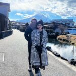 Neha Pendse Instagram - He: hahahah it’s too cold she:hahahaha lekin photo toh lengay he: hahahaaa bahut ho gaya Fuji mountain she: haha yehi se dil khush ho gaya, upar kya rakha hai 😂 #japan #mtFuji #freakingcold