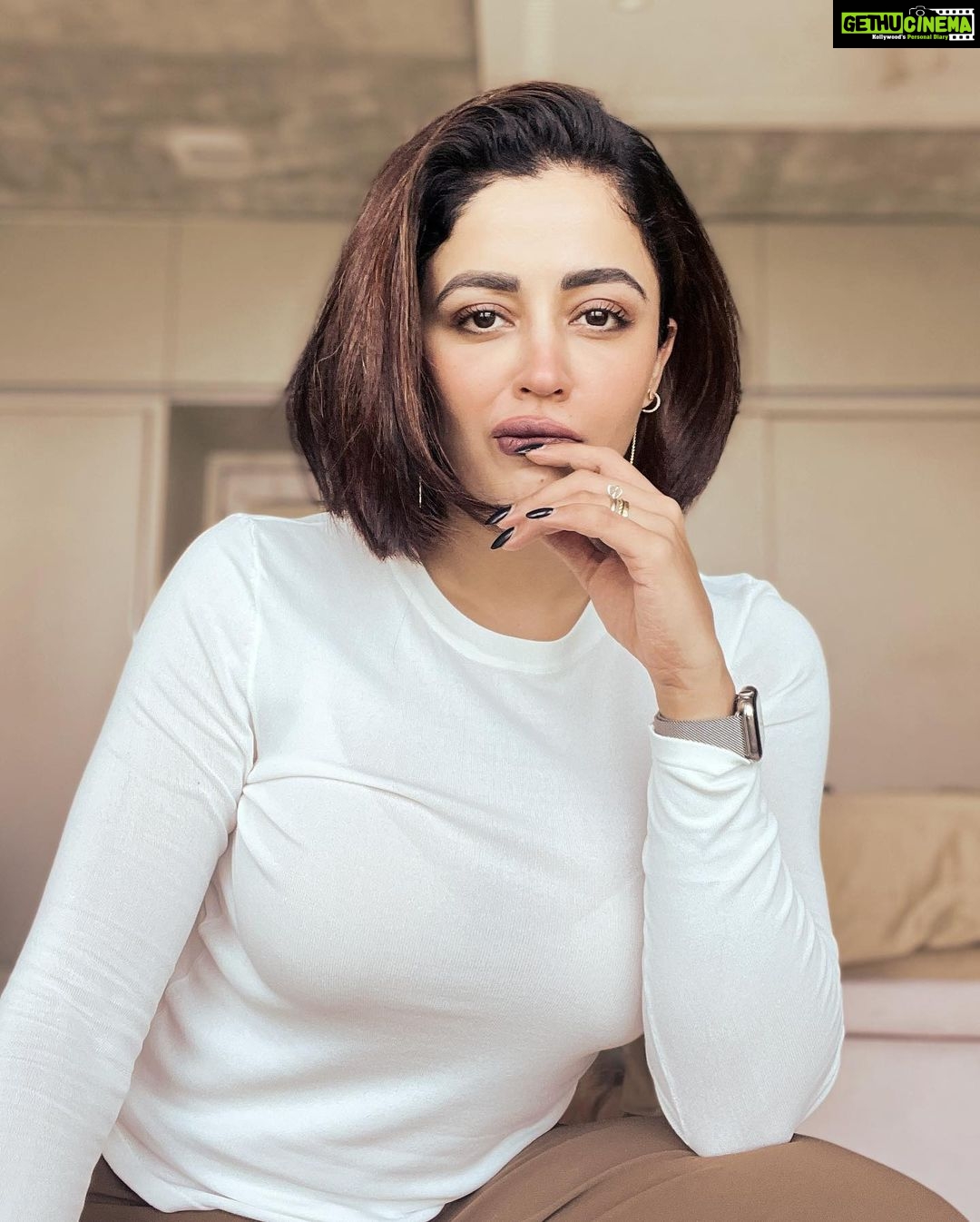 Neha Pendse - 123.4K Likes - Makèbã 😎
