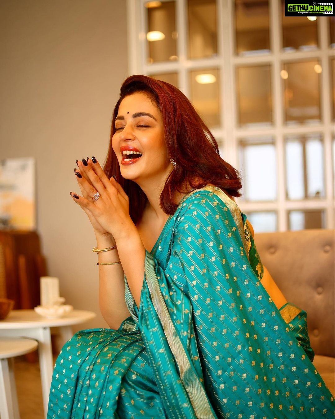 Neha Pendse Instagram - The season of happiness is here. May the festivities begin.