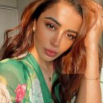 Neha Pendse Instagram - Selfie Maine leli aaj 🦥