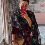Neha Pendse Instagram - All you need is a liftie 🪩🪩🪩