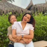 Neha Pendse Instagram - Throwback Thursday with my constant. Come rain or shine this woman ain’t leaving my side 🖤